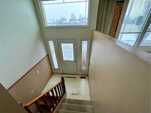6404 42 Avenue, Stettler, AB - Indoor Photo Showing Other Room