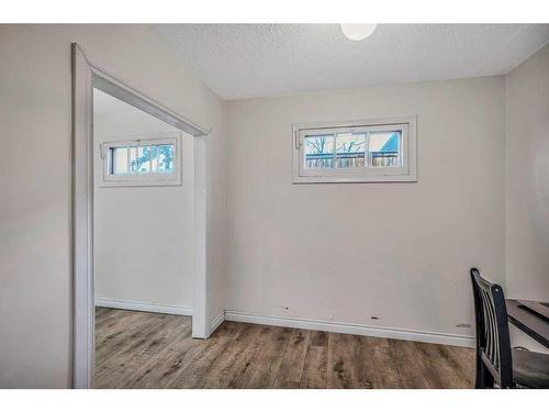 5838 50 St., Mulhurst Bay, AB - Indoor Photo Showing Other Room
