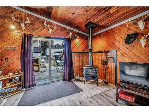 5838 50 St., Mulhurst Bay, AB - Indoor With Fireplace