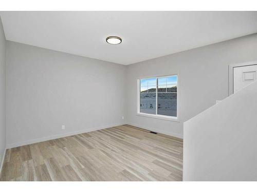 122 Gray Close, Sylvan Lake, AB - Indoor Photo Showing Other Room
