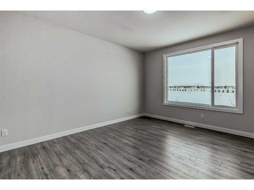 4208 63 Avenue, Innisfail, AB - Indoor Photo Showing Other Room