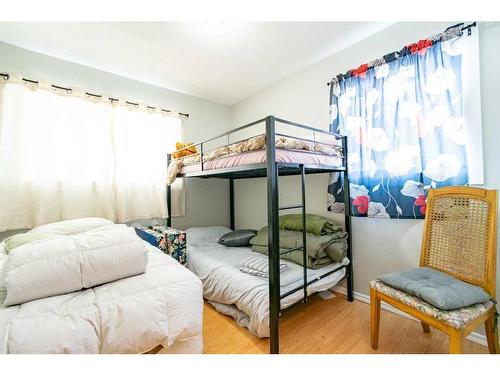 310091 Range Road 174A, Delia, AB - Indoor Photo Showing Bedroom