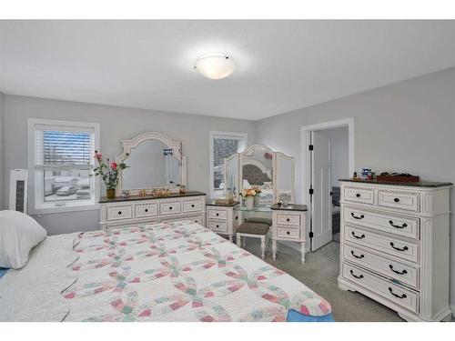5813 45 Avenue Close, Rocky Mountain House, AB - Indoor Photo Showing Bedroom