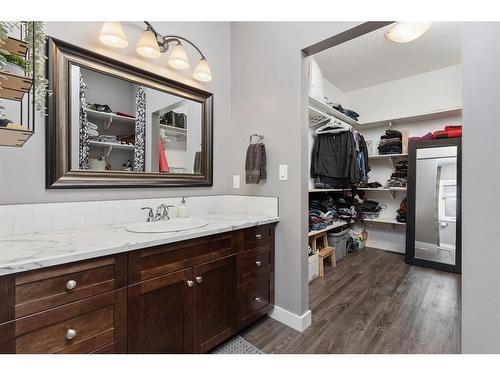 48324 834 Highway, Rural Camrose County, AB - Indoor Photo Showing Bathroom