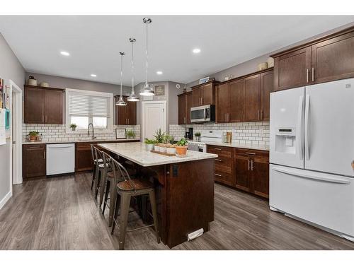 48324 834 Highway, Rural Camrose County, AB - Indoor Photo Showing Kitchen With Upgraded Kitchen