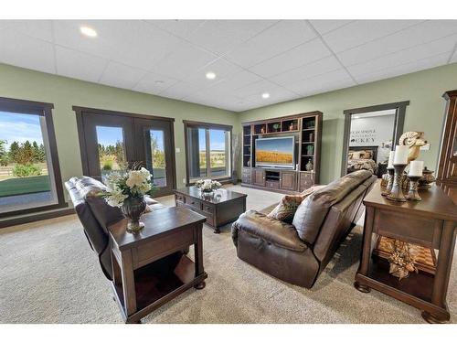 43532 Range Road 114, Rural Flagstaff County, AB - Indoor Photo Showing Living Room