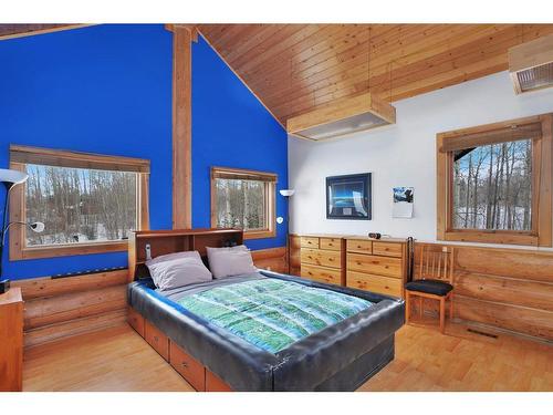 410025B Highway 22, Rural Clearwater County, AB - Indoor Photo Showing Bedroom