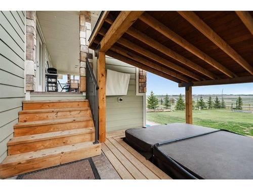 6125 Evergreen Close, Rimbey, AB - Outdoor With Exterior