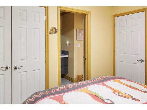 29 Lakeview Drive, Hardisty, AB - Indoor Photo Showing Bedroom
