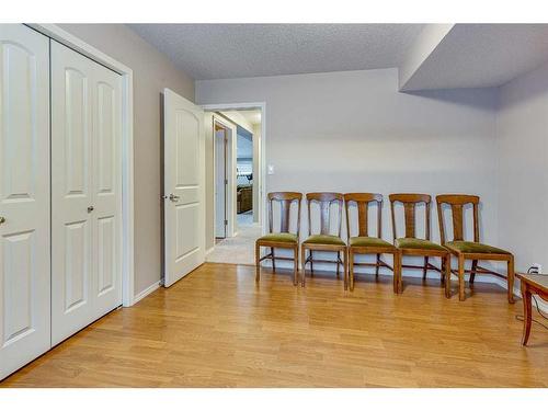 26518 Township Road 402, Rural Lacombe County, AB - Indoor Photo Showing Other Room