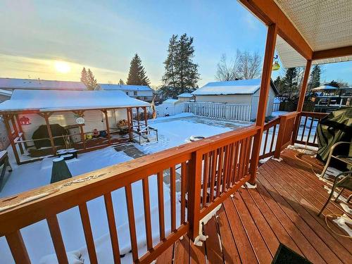 1001 10 Avenue Se, Slave Lake, AB - Outdoor With Exterior