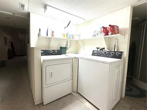 4709 51 Street, Camrose, AB - Indoor Photo Showing Laundry Room