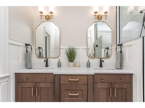 7 Songbird Green, Sylvan Lake, AB - Indoor Photo Showing Bathroom
