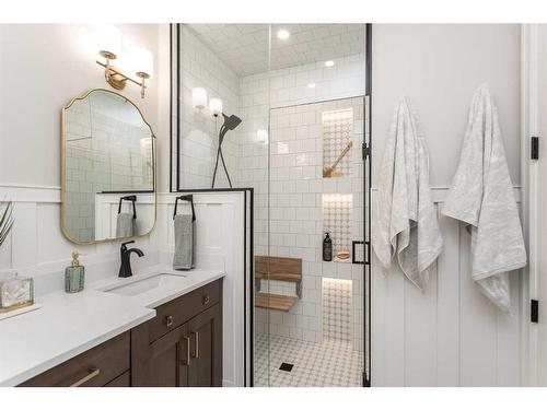 7 Songbird Green, Sylvan Lake, AB - Indoor Photo Showing Bathroom