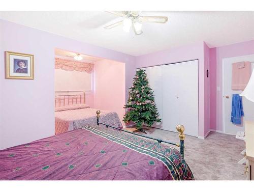 3 Rustic Road, Norglenwold, AB - Indoor Photo Showing Laundry Room