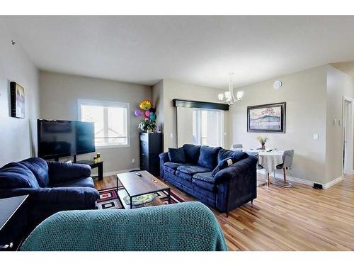 303-3615 51 Avenue, Red Deer, AB - Indoor Photo Showing Living Room