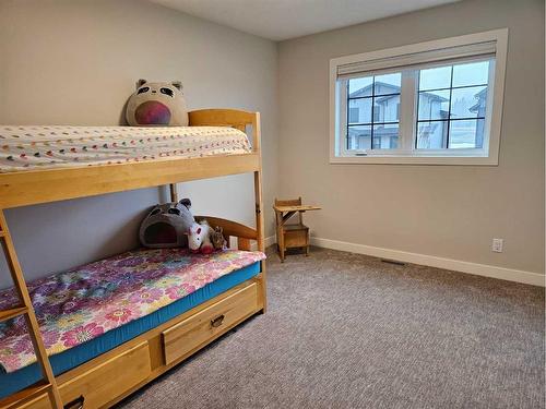 351 Elizabeth Avenue, Nordegg, AB - Indoor Photo Showing Bedroom