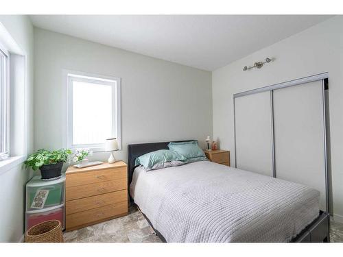 43552 Range Road 180, Rural Camrose County, AB - Indoor Photo Showing Bedroom