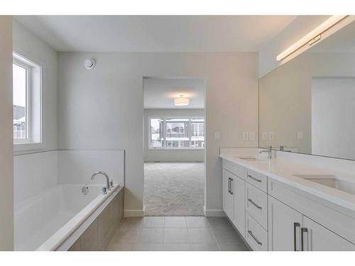 362 Rivercrest Road, Cochrane, AB - Indoor Photo Showing Bathroom