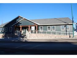 2-4616 47 Avenue  Rocky Mountain House, AB T4T 1A8