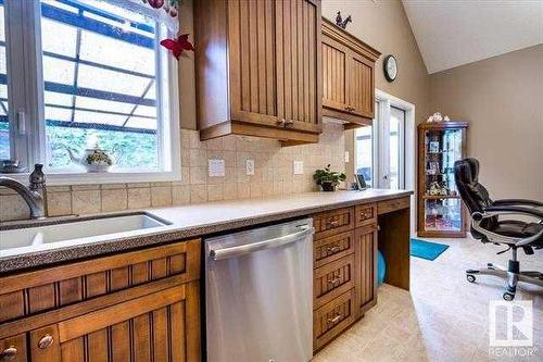 473061 A Rr 243A, Millet, AB - Indoor Photo Showing Kitchen With Double Sink