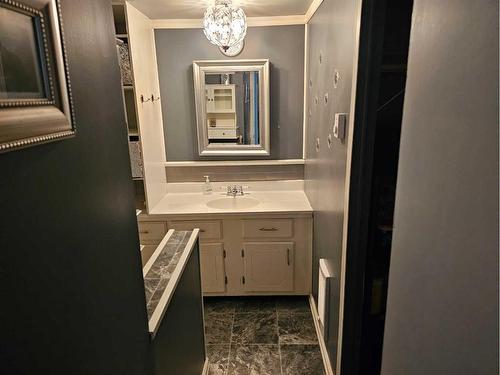 5131 49 Street, Consort, AB - Indoor Photo Showing Bathroom