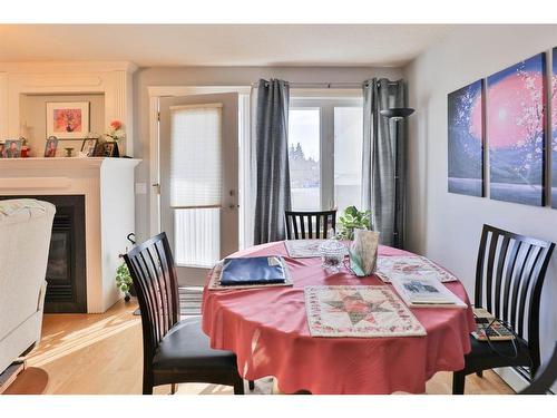 204-5419 49 Avenue, Camrose, AB - Indoor Photo Showing Dining Room