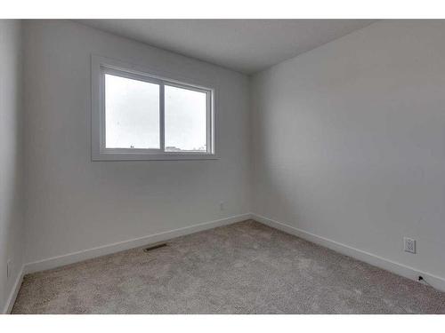 10 A Evergreen Way, Red Deer, AB - Indoor Photo Showing Other Room