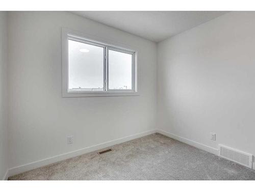 10 A Evergreen Way, Red Deer, AB - Indoor Photo Showing Other Room