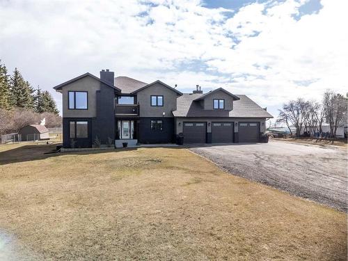 19-26534 Township Road 384, Rural Red Deer County, AB - Outdoor With Facade