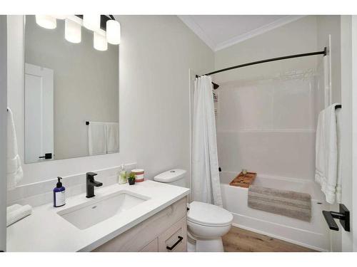 27 Misty Valley Drive, Rural Clearwater County, AB - Indoor Photo Showing Bathroom