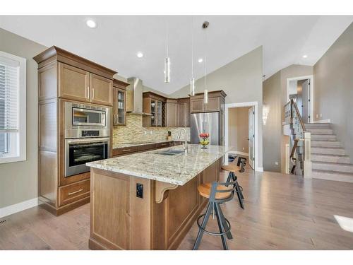 77 Turner Crescent, Red Deer, AB - Indoor Photo Showing Kitchen With Upgraded Kitchen