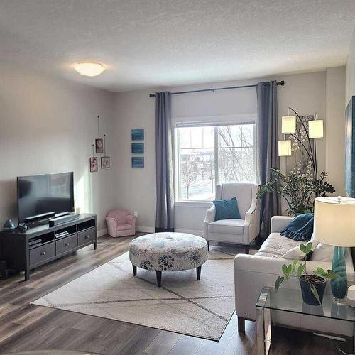 51-300 Marina Drive, Chestermere, AB - Indoor Photo Showing Living Room
