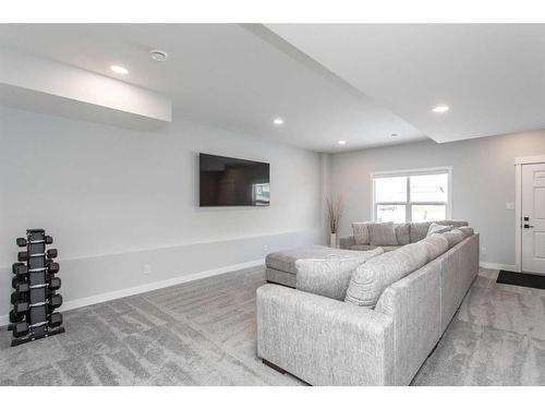 440 Timberlands Drive, Red Deer, AB - Indoor Photo Showing Living Room