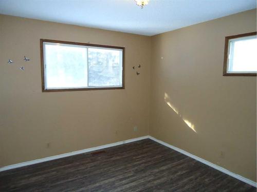 11 Parkland Way, Rural Ponoka County, AB - Indoor Photo Showing Other Room