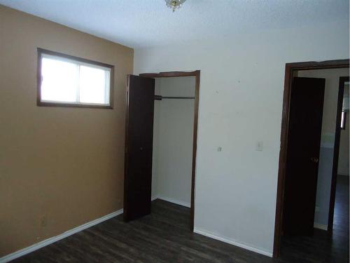 11 Parkland Way, Rural Ponoka County, AB - Indoor Photo Showing Other Room