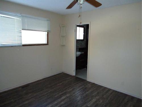 11 Parkland Way, Rural Ponoka County, AB - Indoor Photo Showing Other Room