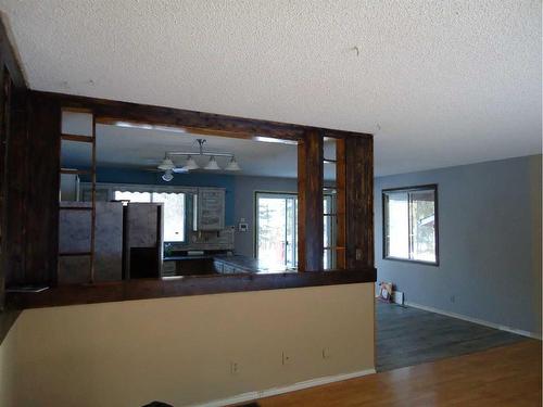 11 Parkland Way, Rural Ponoka County, AB - Indoor Photo Showing Other Room