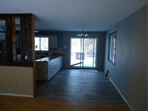 11 Parkland Way, Rural Ponoka County, AB - Indoor Photo Showing Other Room