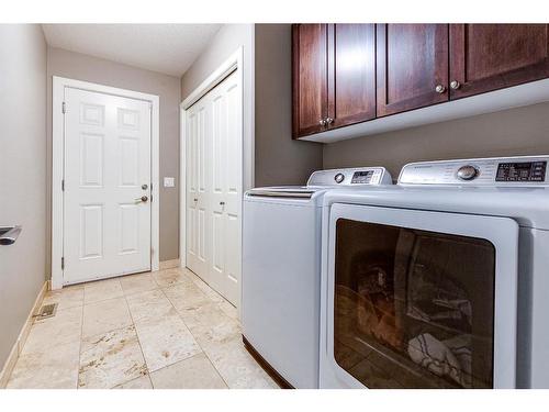 35530 Range Road 25, Rural Red Deer County, AB - Indoor Photo Showing Laundry Room