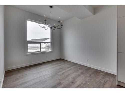 10 B Evergreen Way, Red Deer, AB - Indoor Photo Showing Other Room