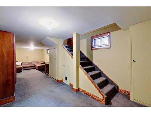 5109 45 Avenue, Red Deer, AB - Indoor Photo Showing Other Room