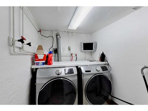 5109 45 Avenue, Red Deer, AB - Indoor Photo Showing Laundry Room