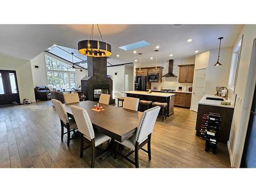 120-32529 Range Road 52, Rural Mountain View County, AB - Indoor Photo Showing Dining Room