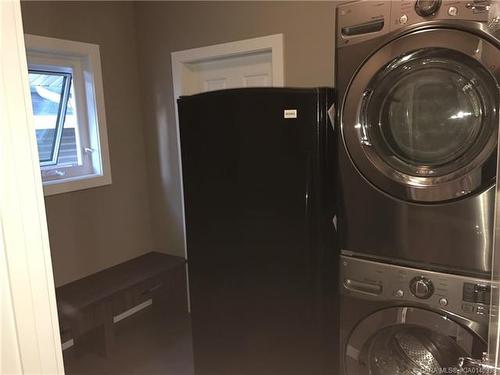 74 Lalor Drive, Red Deer, AB - Indoor Photo Showing Laundry Room