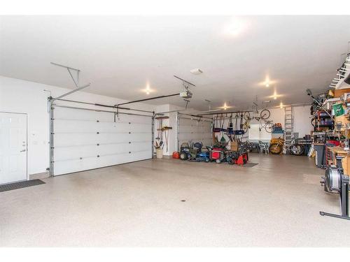 6765 40 Avenue, Red Deer, AB - Indoor Photo Showing Garage