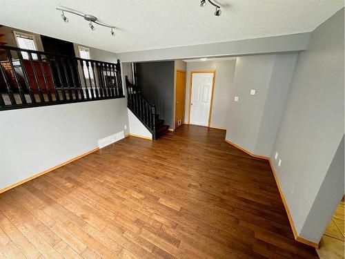 6501 58 Street, Rocky Mountain House, AB - Indoor Photo Showing Other Room