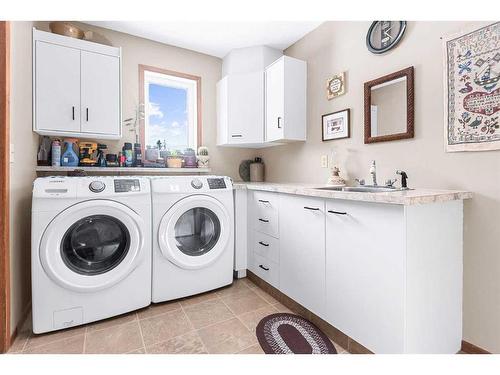 360010 Range Road 4-3, Rural Clearwater County, AB - Indoor Photo Showing Laundry Room