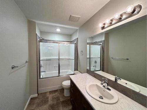 5302 48 Avenue, Wetaskiwin, AB - Indoor Photo Showing Bathroom