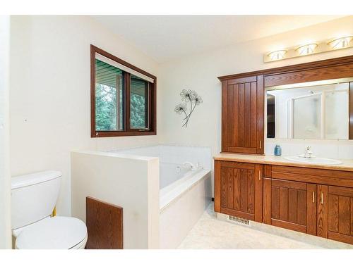373028 7-1  Range Road, Rural Clearwater County, AB - Indoor Photo Showing Bathroom